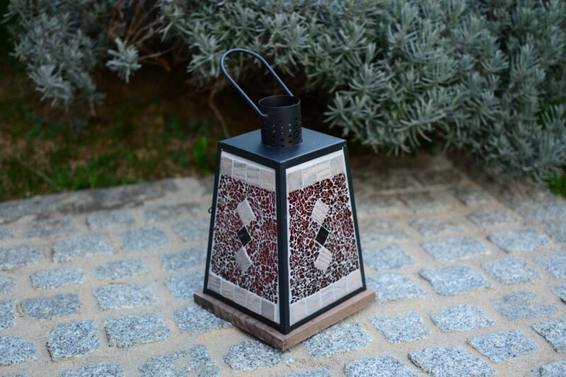 Mosaik Laterne Holz/Schwarz rot/grau – Bild 2