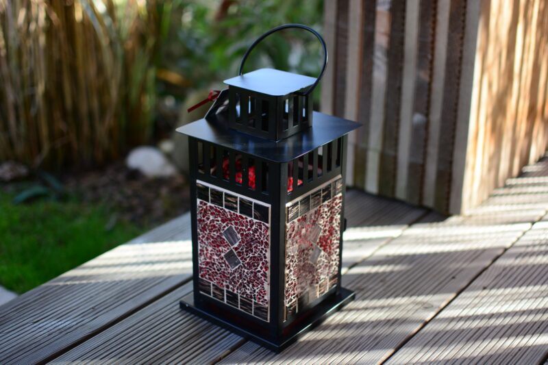 Mosaik Laterne schwarz rot/braun