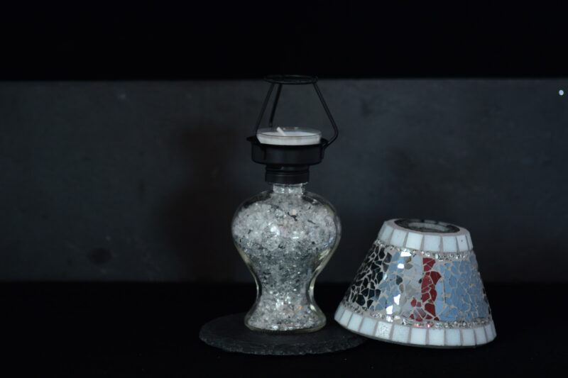 Mosaik Teelichtlampe grau/silber – Bild 3