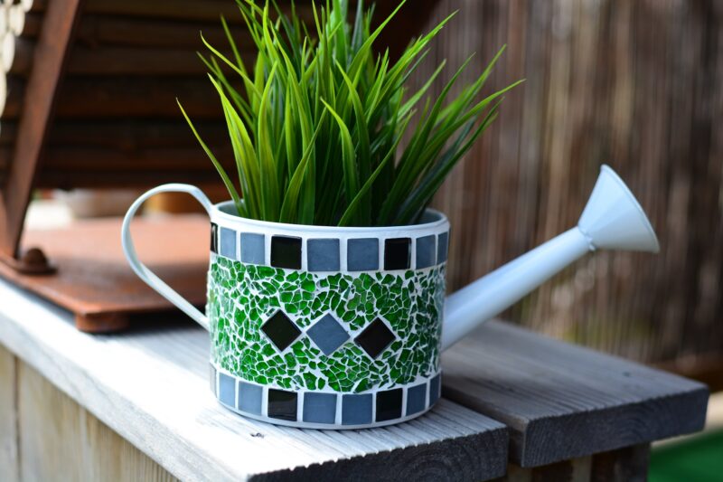 Mosaik Gießkanne grün/grau