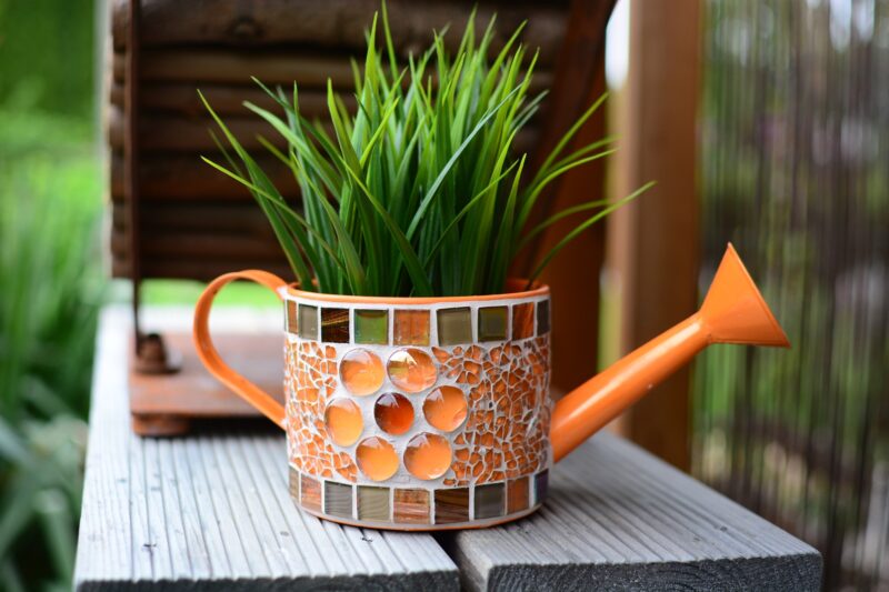 Mosaik Gießkanne orange/braun