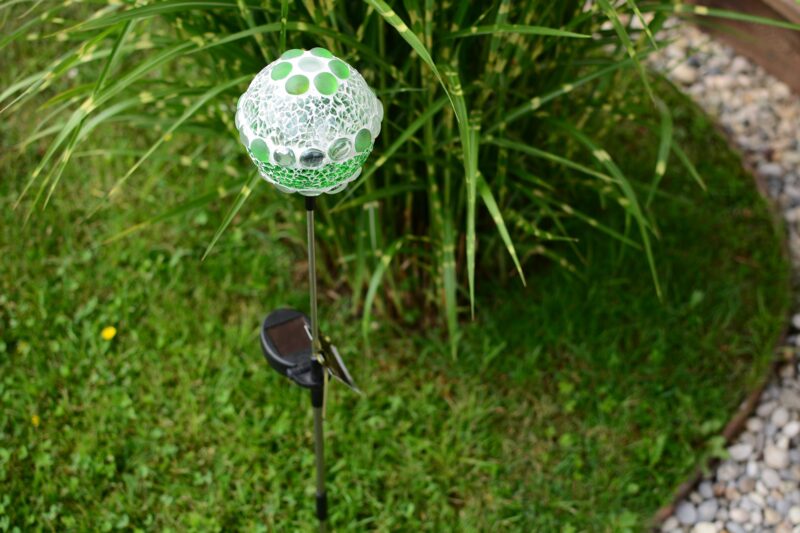 Solarkugel hoch grün/transparent Ø10cm – Bild 2