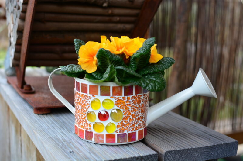 Mosaik Dekogießkanne orange/gelb