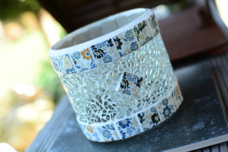 Windlicht/Vase transparent mit Blumenmuster – Bild 2