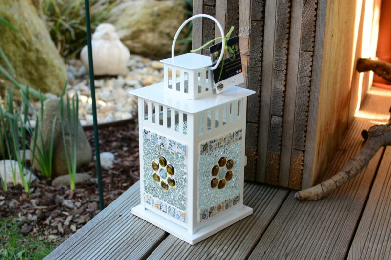 Mosaik Laterne transparent mit Blumenmuster