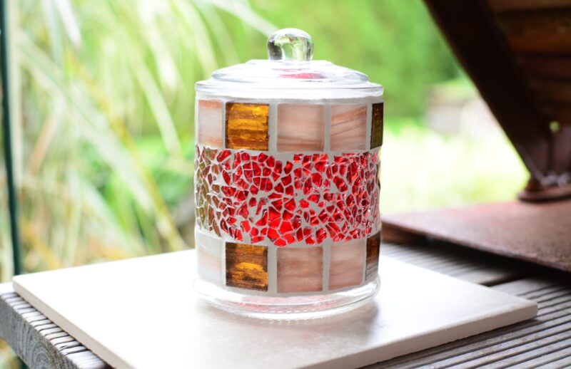 Glasdose/Windlicht rot/braunmix